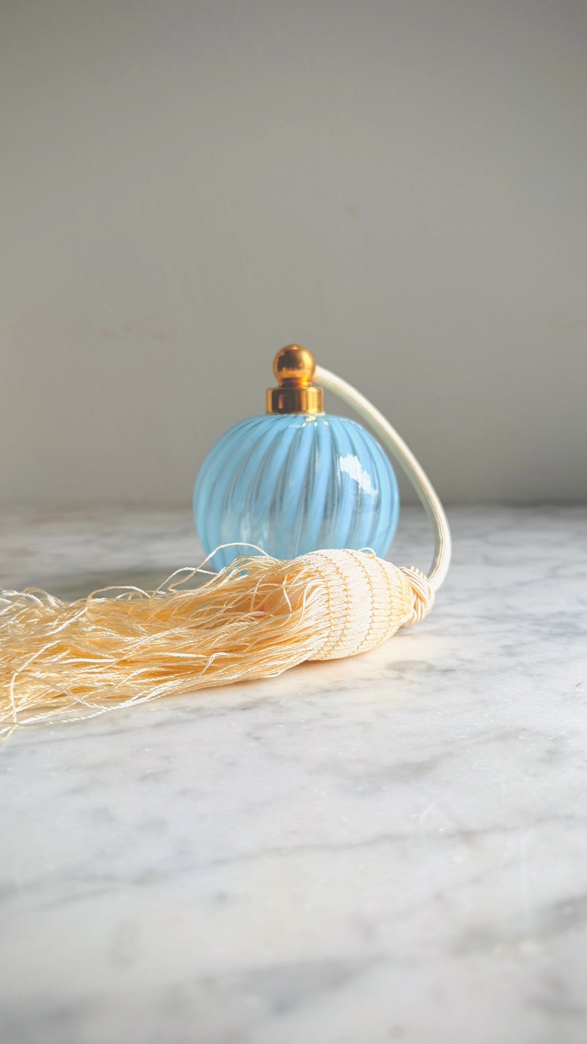 Martinoli Murano Glass Perfume Atomizer Bottle — Light Blue Ribbed
