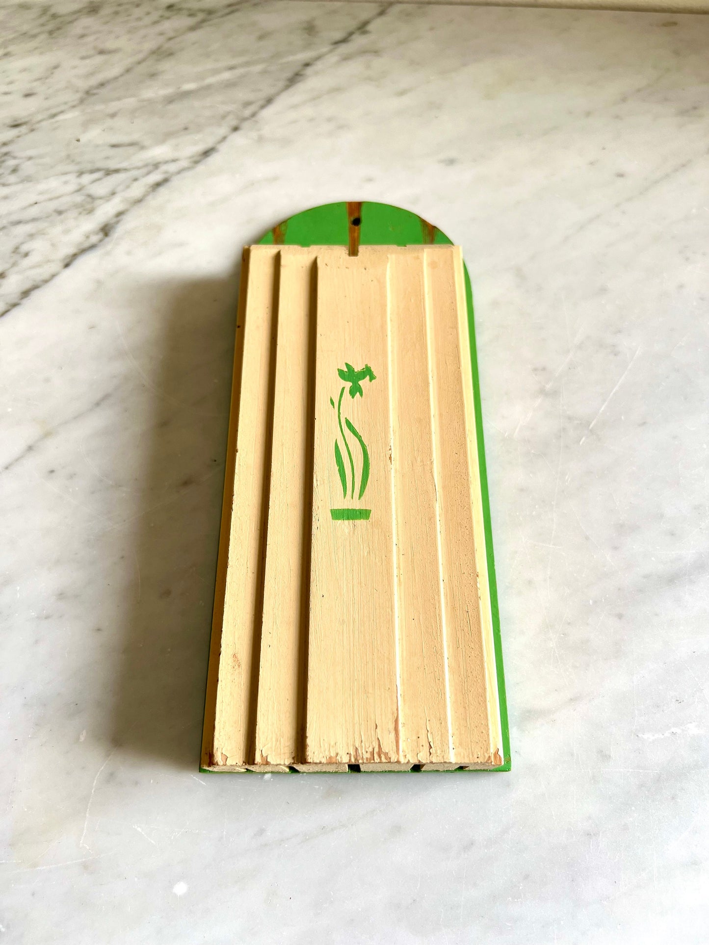 Art Deco Green & Cream Wood Kitchen Knife Holder by NuWave Wall Mount with Original paper backed instructions, Farmhouse / Rustic Kitchen