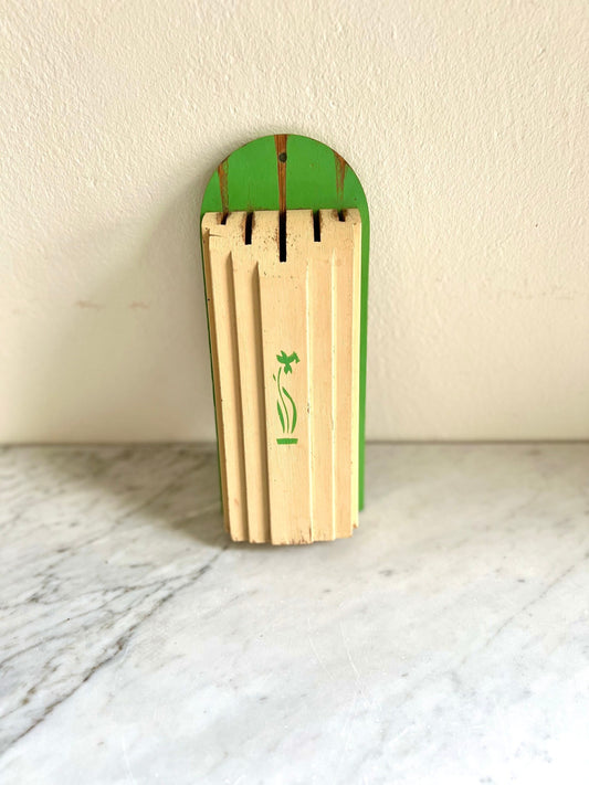 Art Deco Green & Cream Wood Kitchen Knife Holder by NuWave Wall Mount with Original paper backed instructions, Farmhouse / Rustic Kitchen