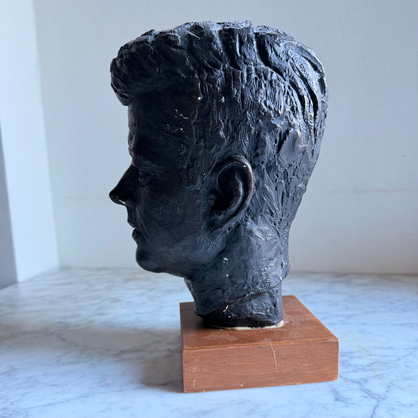 Vintage 1964 Austin Productions JFK Bust by Schillaci - Mid Century Presidential Memorabilia, Dark Academian Library Decor