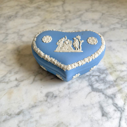 Vintage Wedgwood Blue Jasperware Icarus and Daedalus Heart Trinket Box – Classical Relief Motif – Collectible Wedgwood Jewellery Box