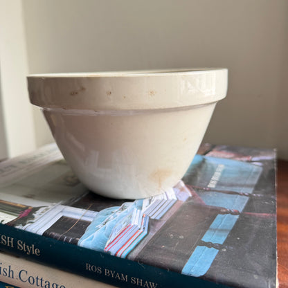 Vintage Mason Cash Pudding Bowl #42 | Medium English Stoneware Mixing Bowl | Traditional Baking Bowl