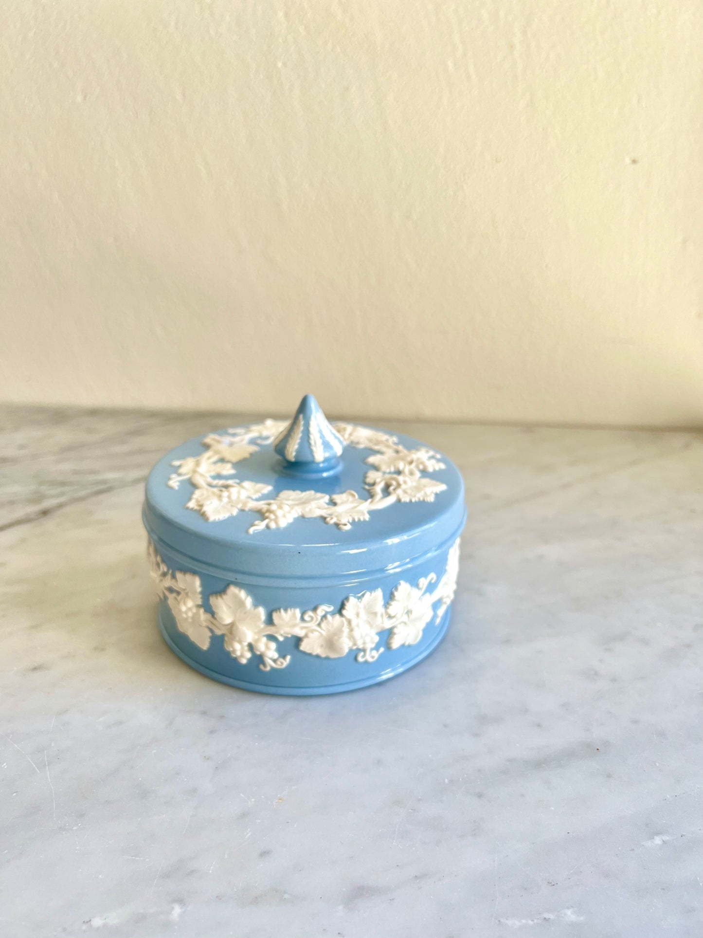 Wedgwood Blue Jasperware Round Jewelry / Trinket  Box