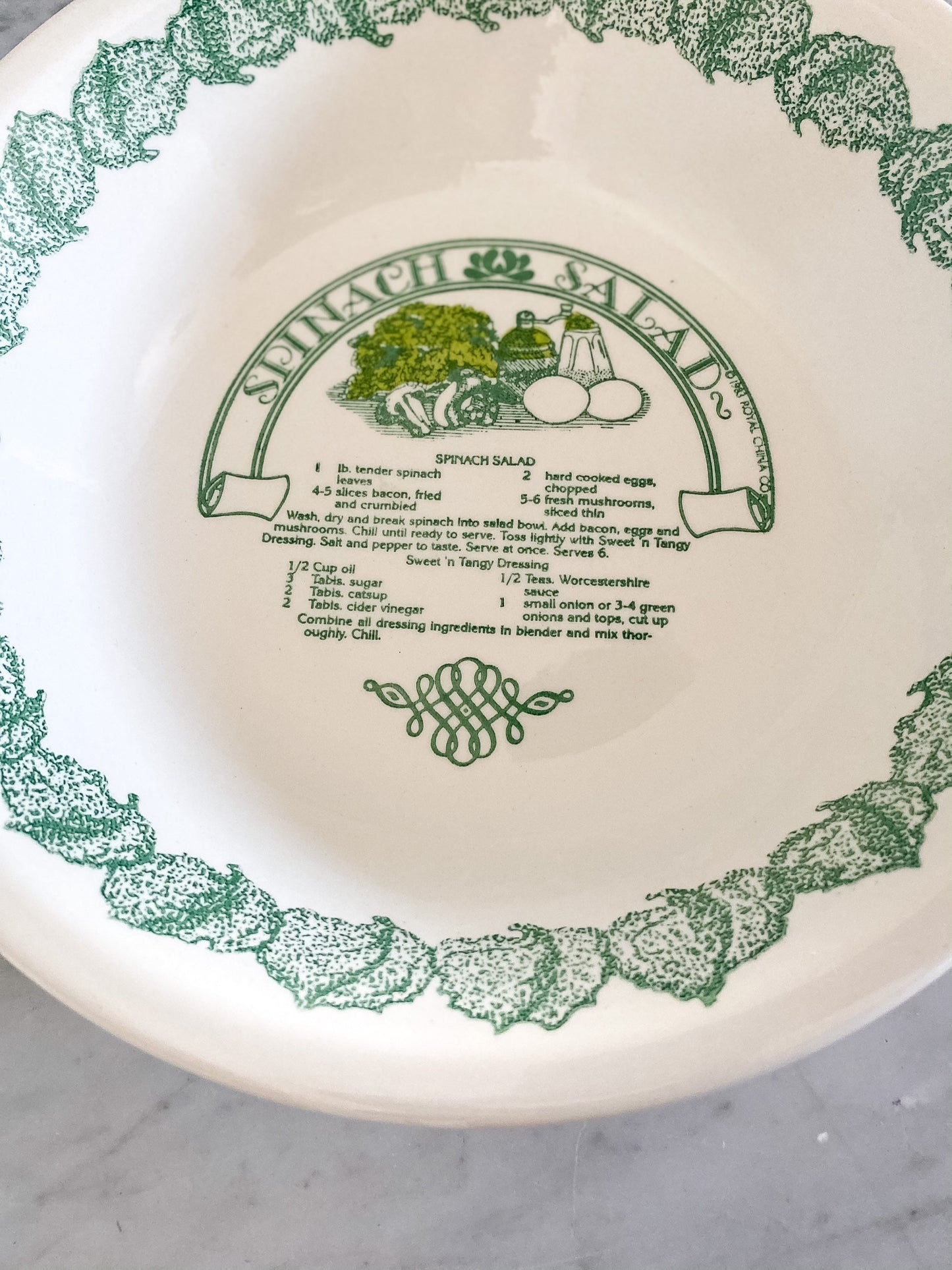 Vintage Garden Classics Salad Bowl: Spinach Salad Recipe Serving Dish