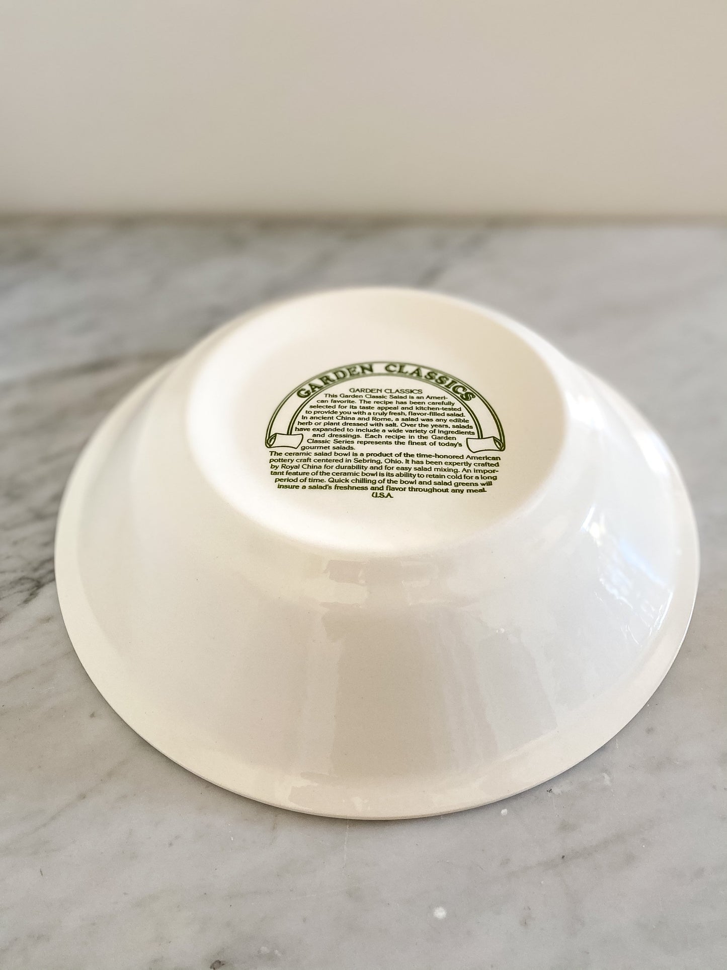 Vintage Garden Classics Salad Bowl: Spinach Salad Recipe Serving Dish