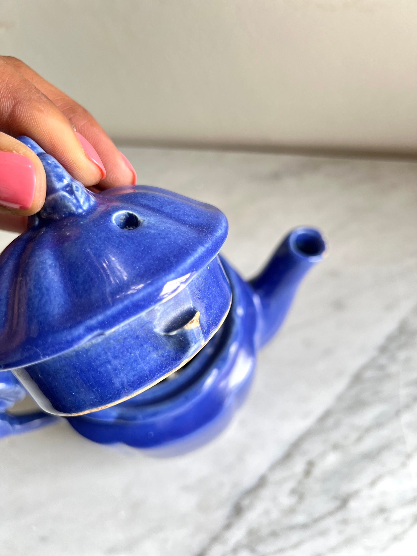Vintage Shawnee Rosette Teapot Cobalt Blue