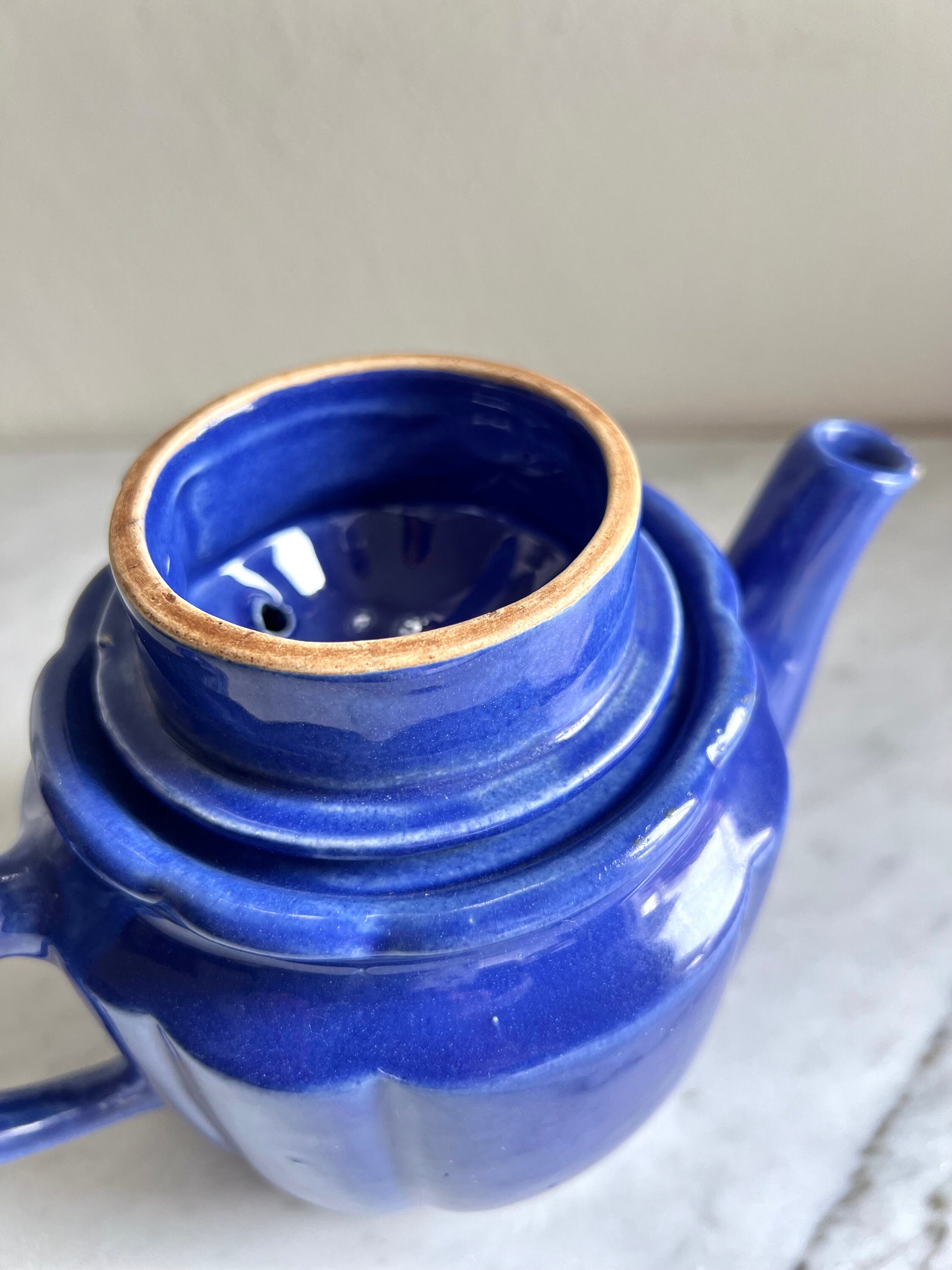 Vintage Shawnee Rosette Teapot Cobalt Blue