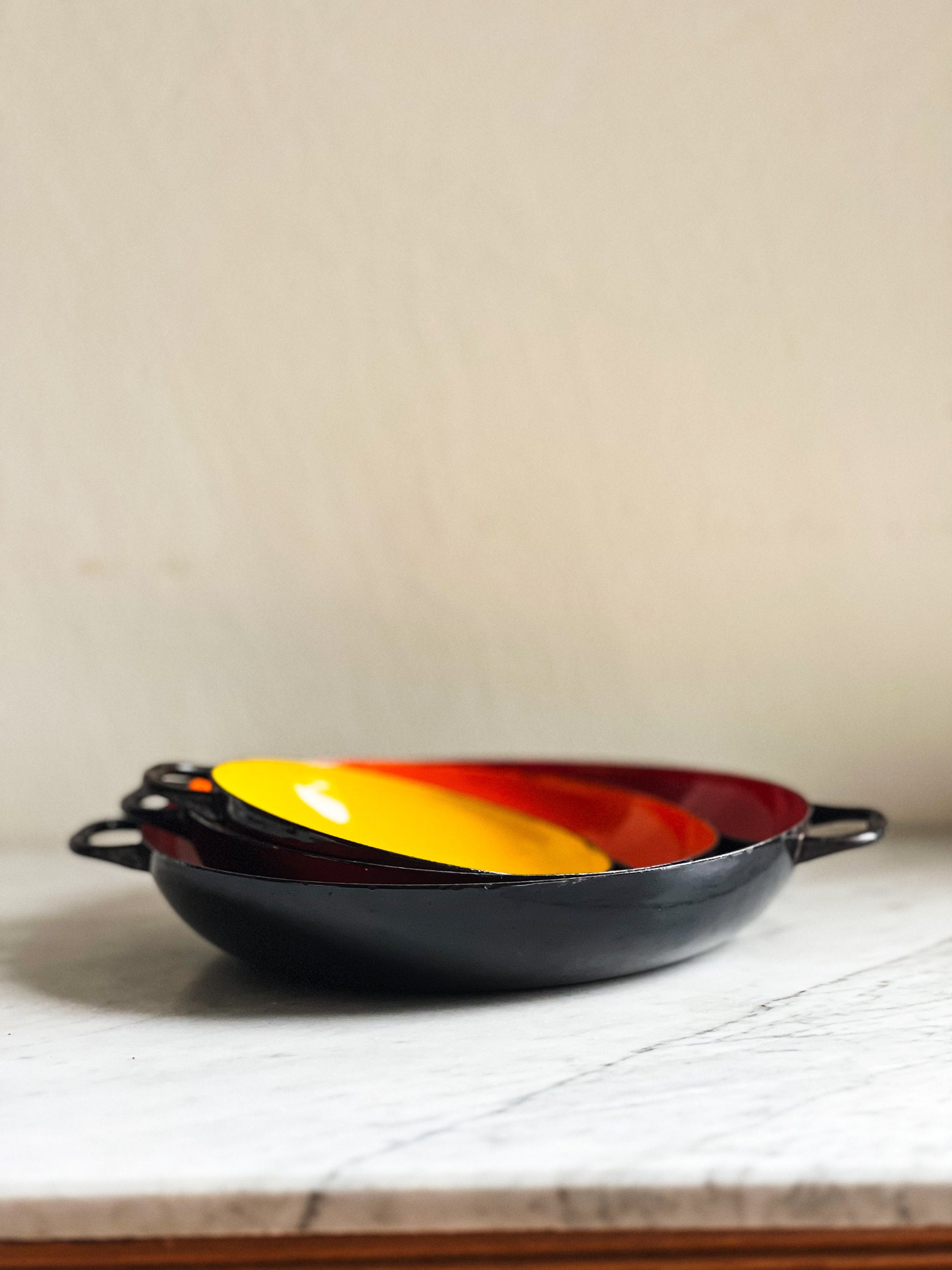 Vintage Huta Silesia 3 Enamel Saute Pans, Nesting Paella Pots Made in Poland,Camping Outdoor Eating, Al Fresco Dining, 3 Piece Cookware Set