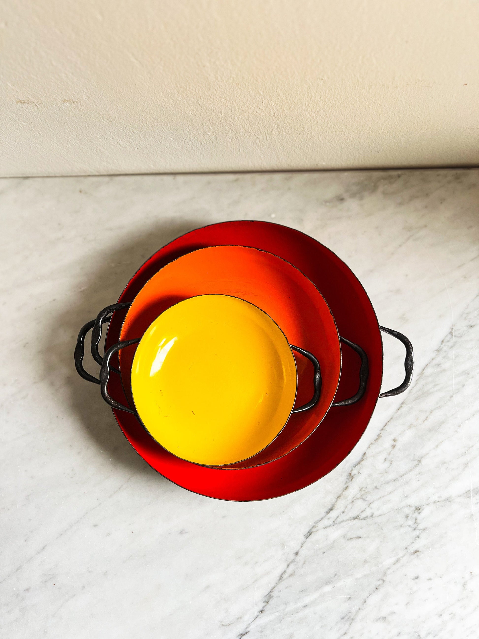 Vintage Huta Silesia 3 Enamel Saute Pans, Nesting Paella Pots Made in Poland,Camping Outdoor Eating, Al Fresco Dining, 3 Piece Cookware Set