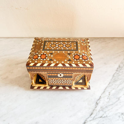 Vintage Inlaid Wooden Marquetry Jewelry Box with Arched Detail – Geometric Mosaic Design