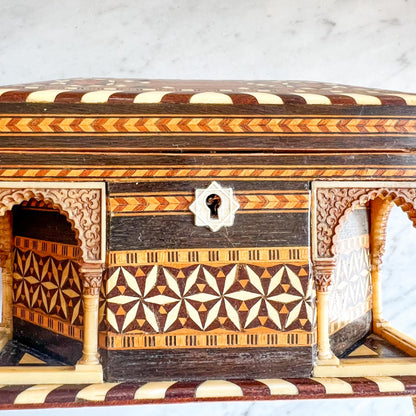 Vintage Inlaid Wooden Marquetry Jewelry Box with Arched Detail – Geometric Mosaic Design