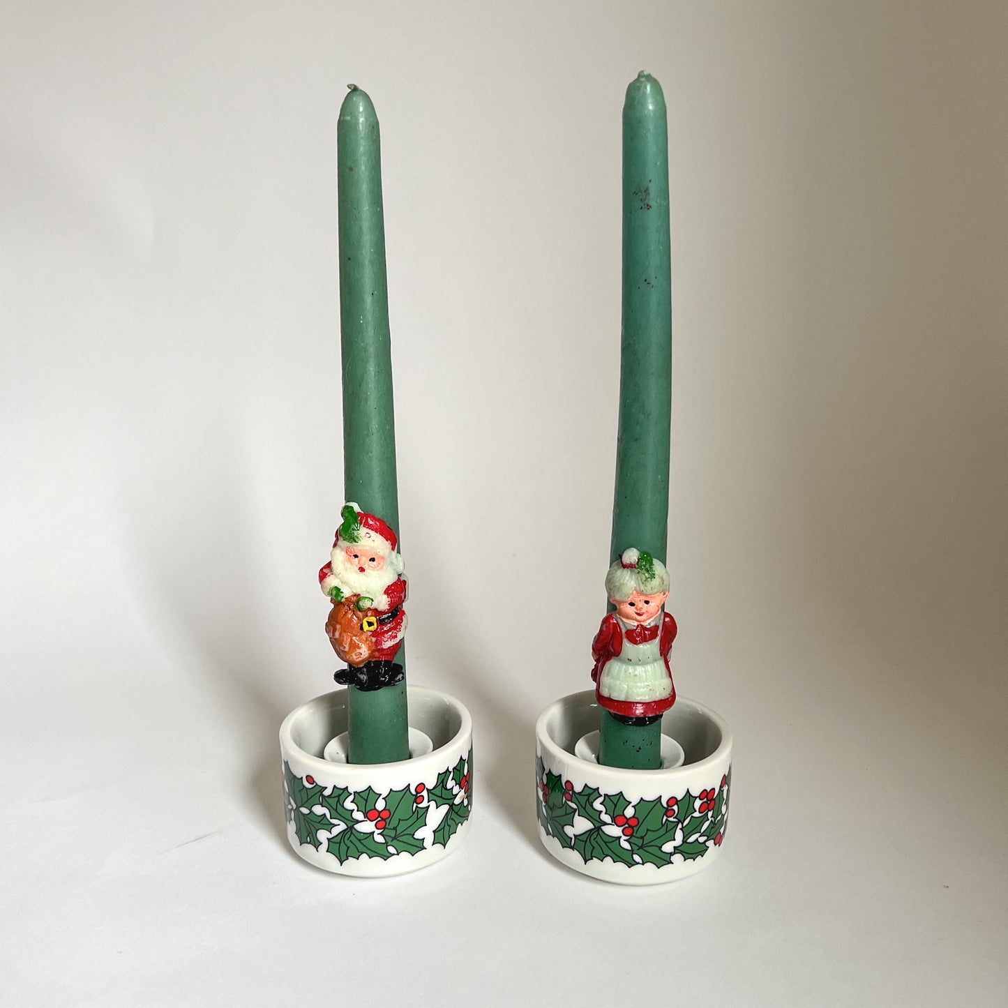 Colonial Candle Holly Christmas Candlestick Holder