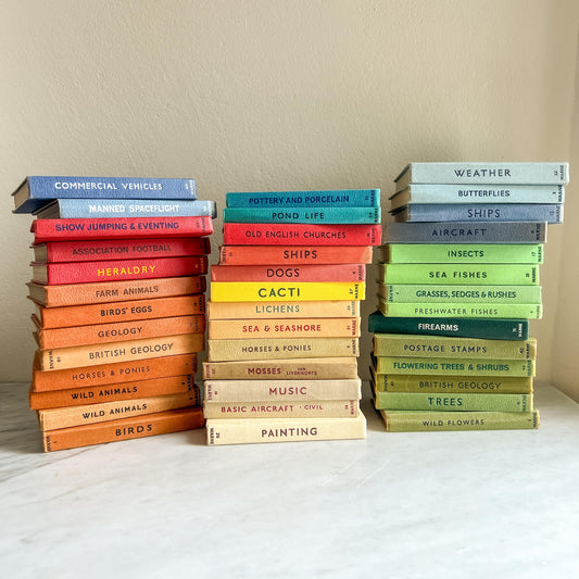 The Observers Books Collection: English Pocket Guides, Assorted titles