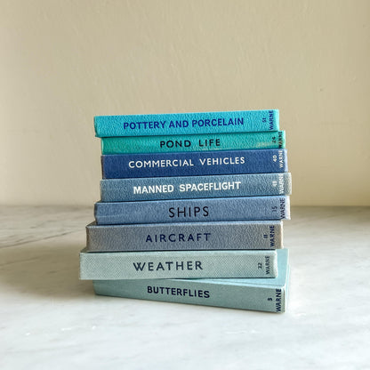 The Observers Books Collection: English Pocket Guides, Assorted titles