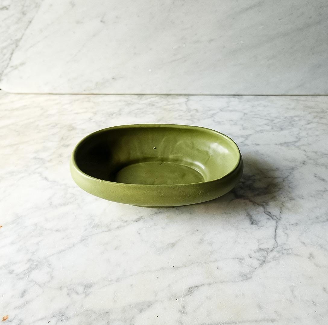 Floraline Vintage Planter, McCoy Pottery Green Shallow Vase, Vintage Flicker