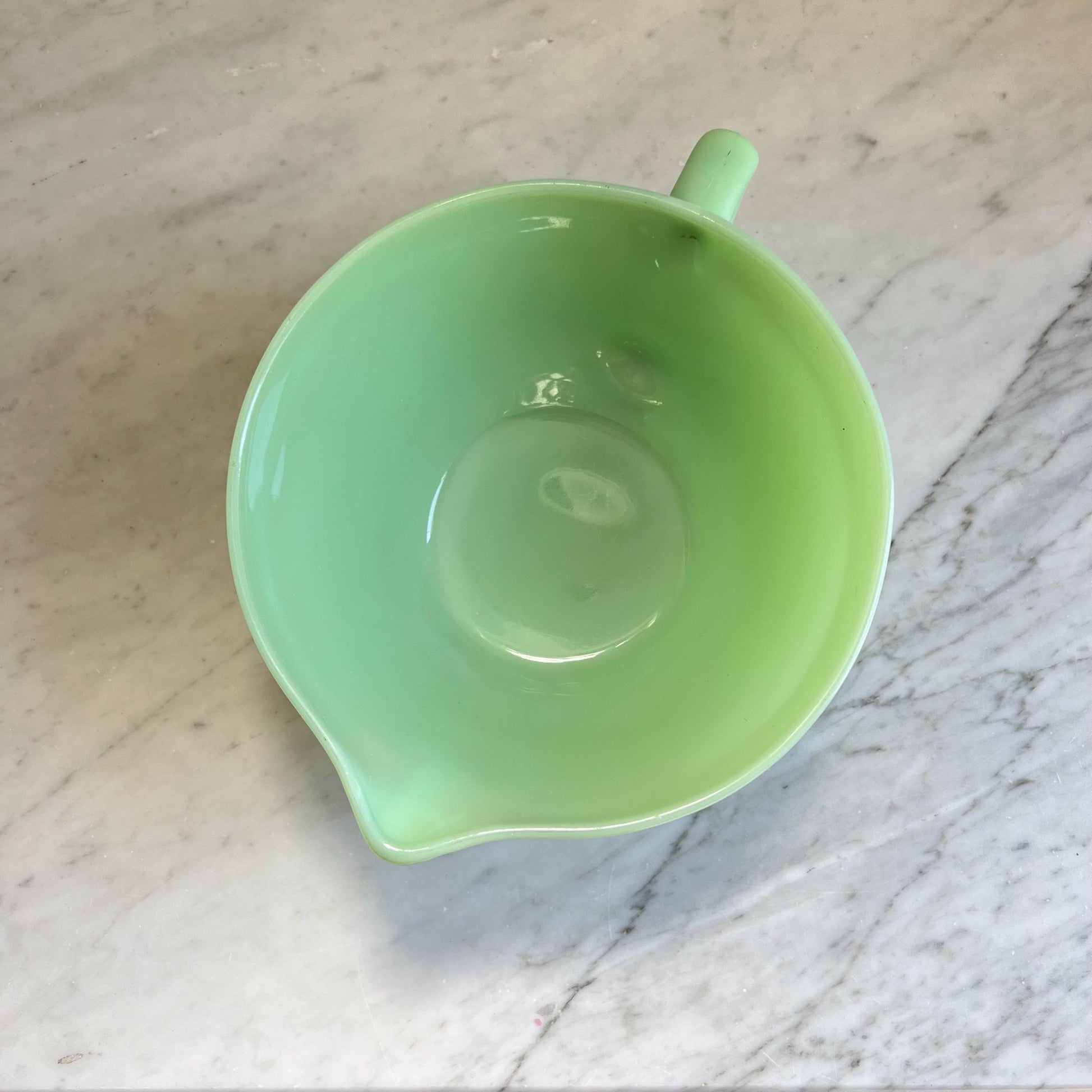Vintage Jadeite Batter Bowl with Pour Spout & Handle — Fire-King / Anchor Hocking Green Milk Glass