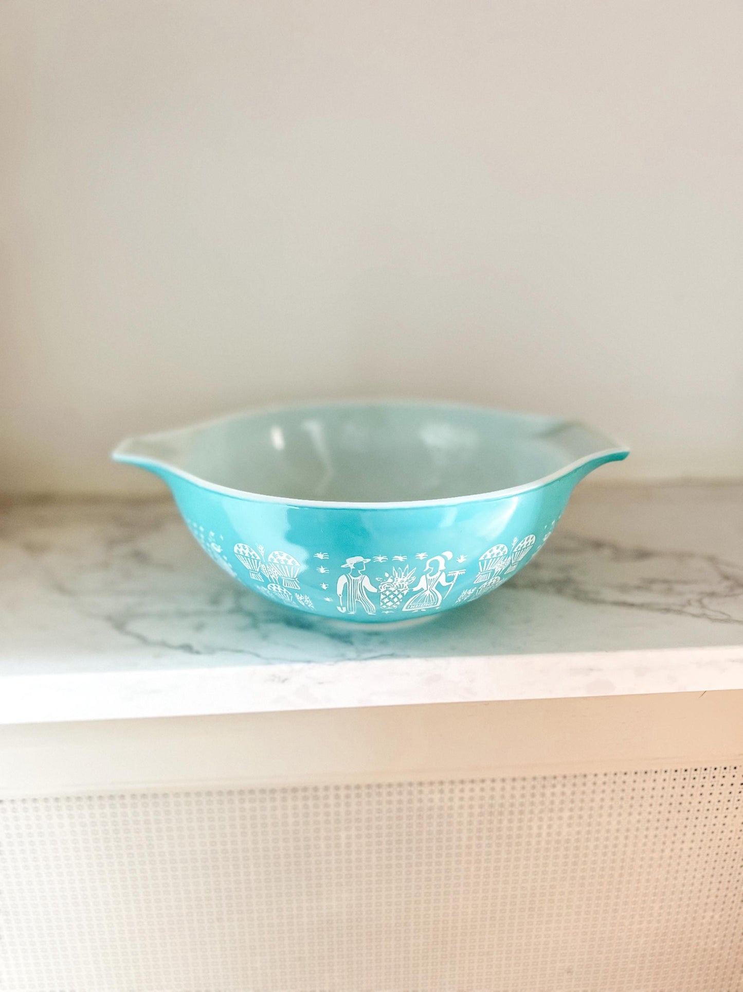 Pyrex Amish Butterprint Turquoise Cinderella Mixing Bowl 4 Quart #444