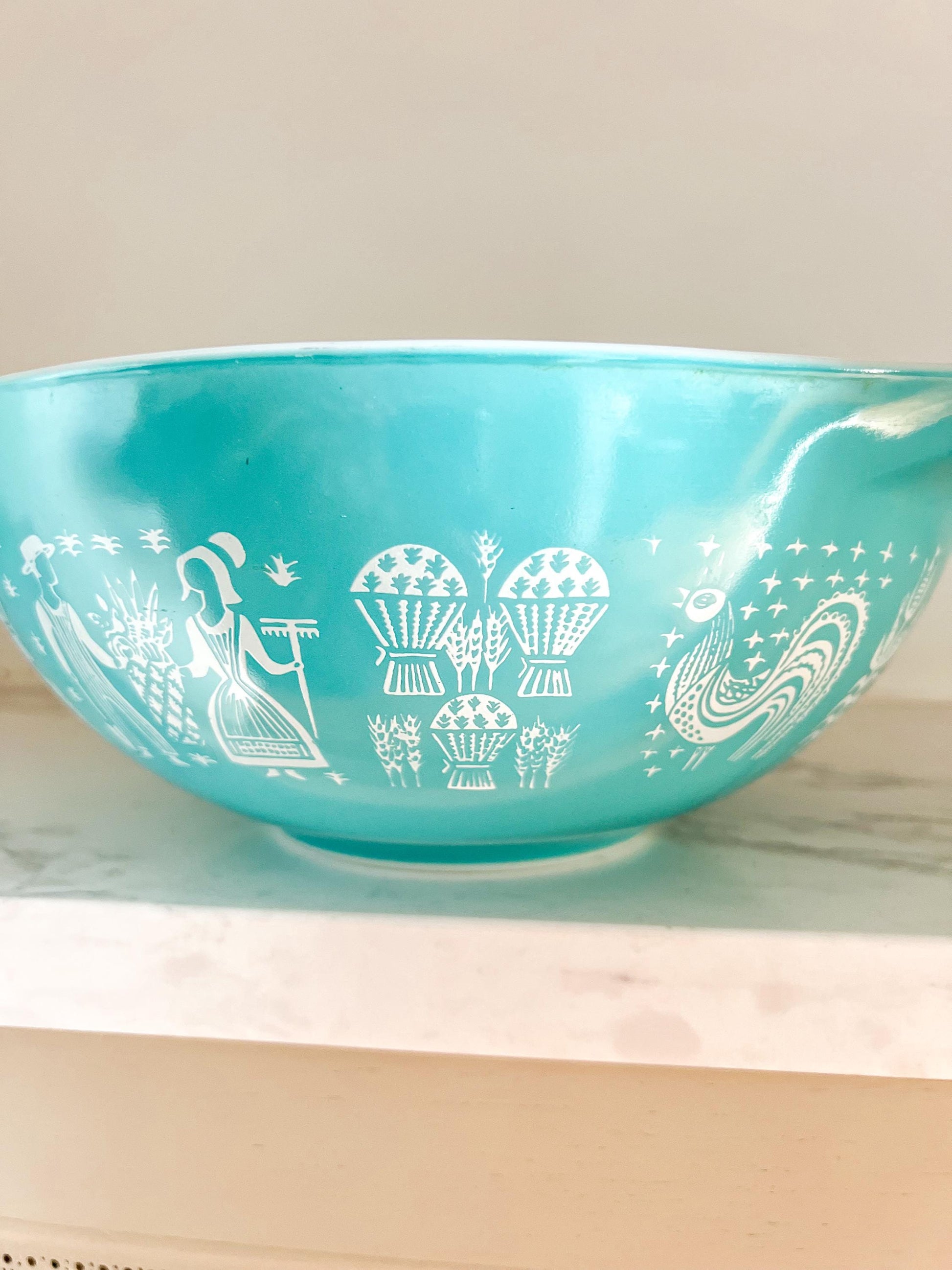 Pyrex Amish Butterprint Turquoise Cinderella Mixing Bowl 4 Quart #444