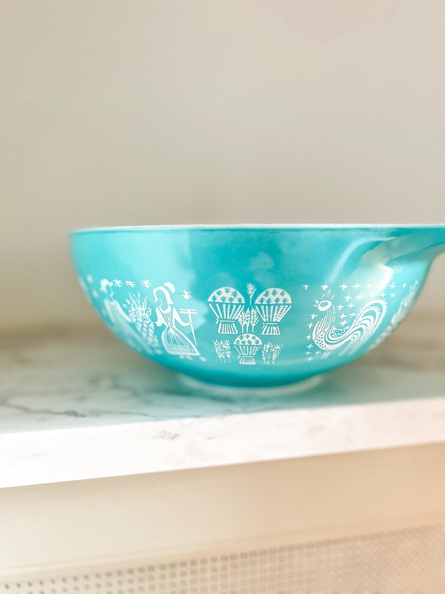 Pyrex Amish Butterprint Turquoise Cinderella Mixing Bowl 4 Quart #444