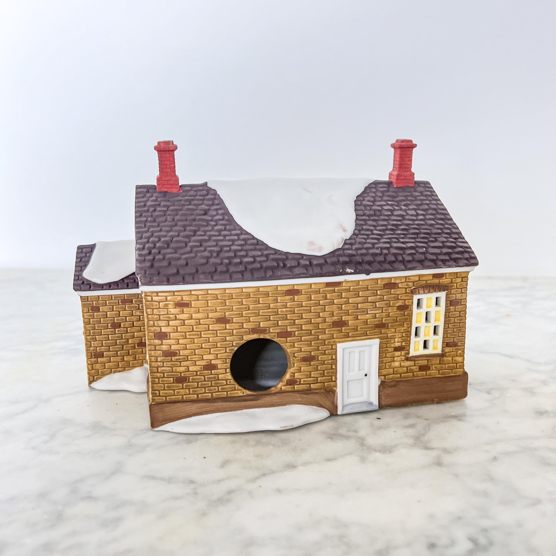 Department 56 New England Village – Stoney Brook Town Hall – Heritage Series - Vintage Christmas