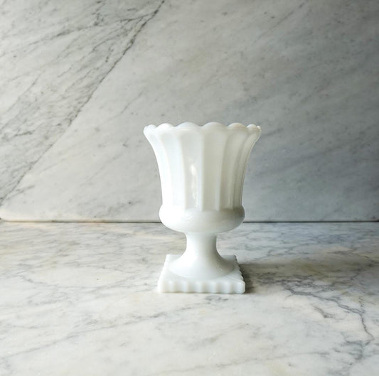 Vintage Milk Glass Planter – Pedestal Vase with Scalloped Rim