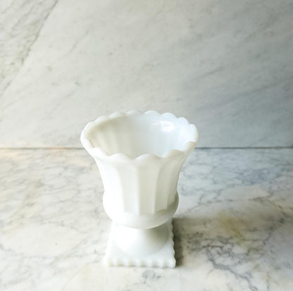 Vintage Milk Glass Planter – Pedestal Vase with Scalloped Rim