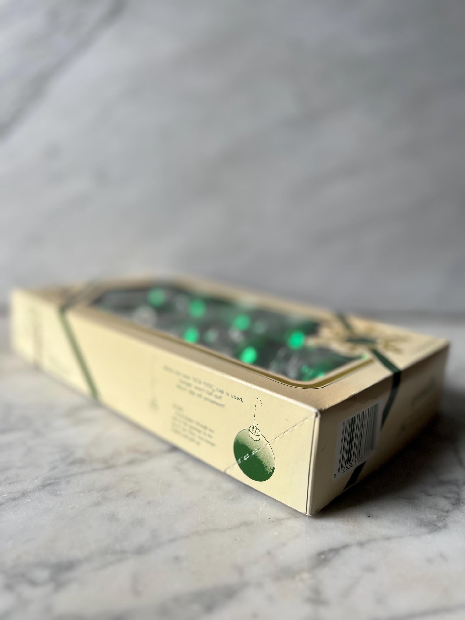 Pyramid Rauch 15 Green Christmas Ornaments
