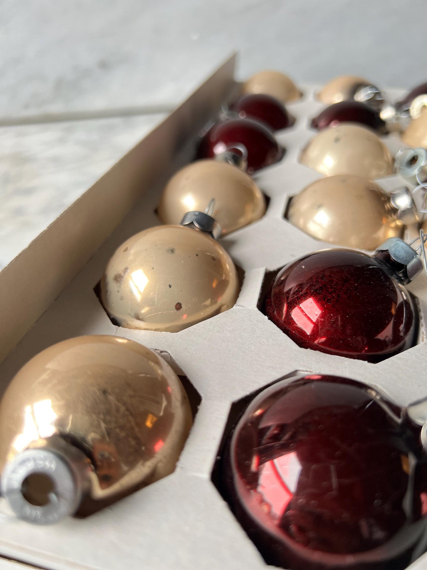 18 Trim A Home Christmas Holiday Ornaments