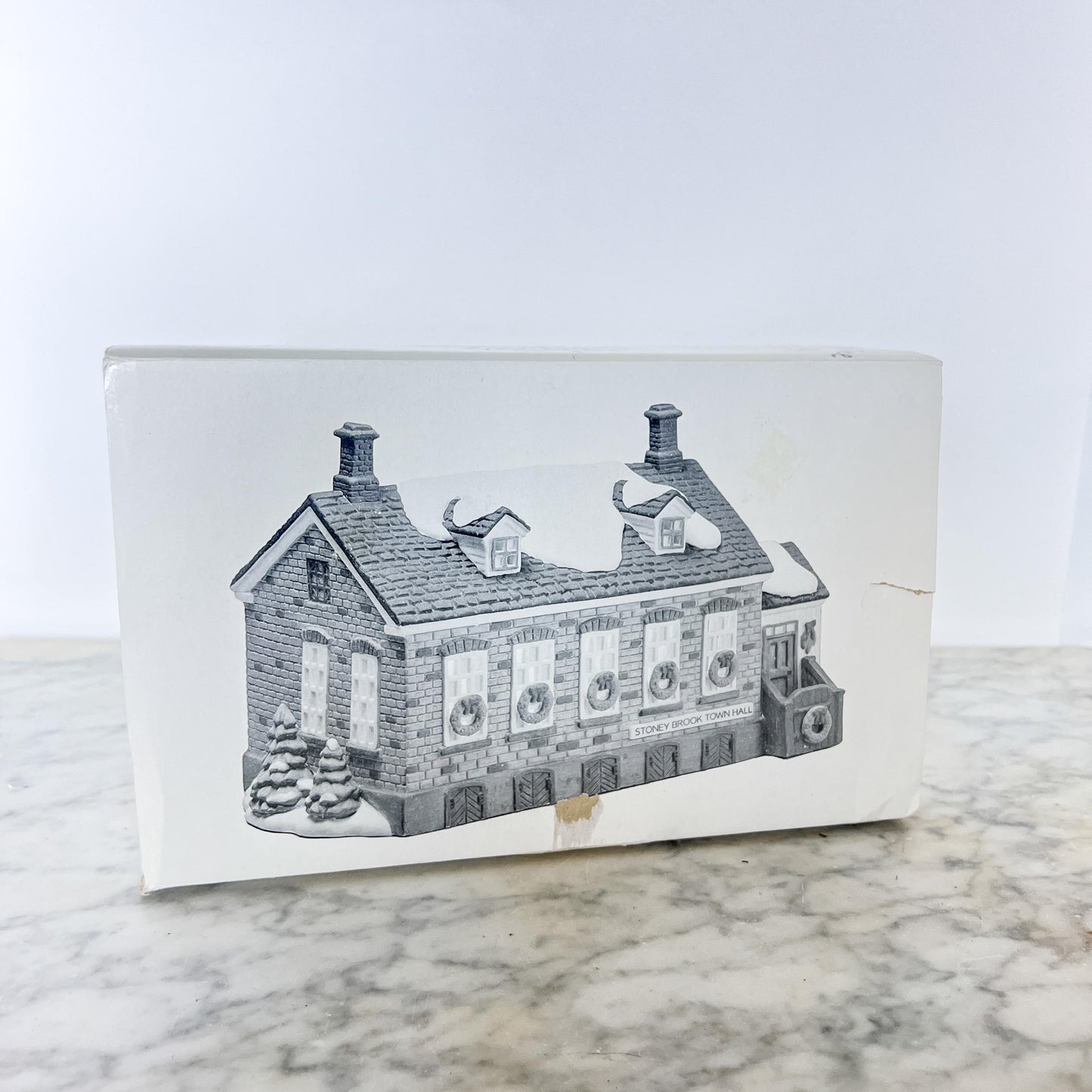Department 56 New England Village – Stoney Brook Town Hall – Heritage Series - Vintage Christmas