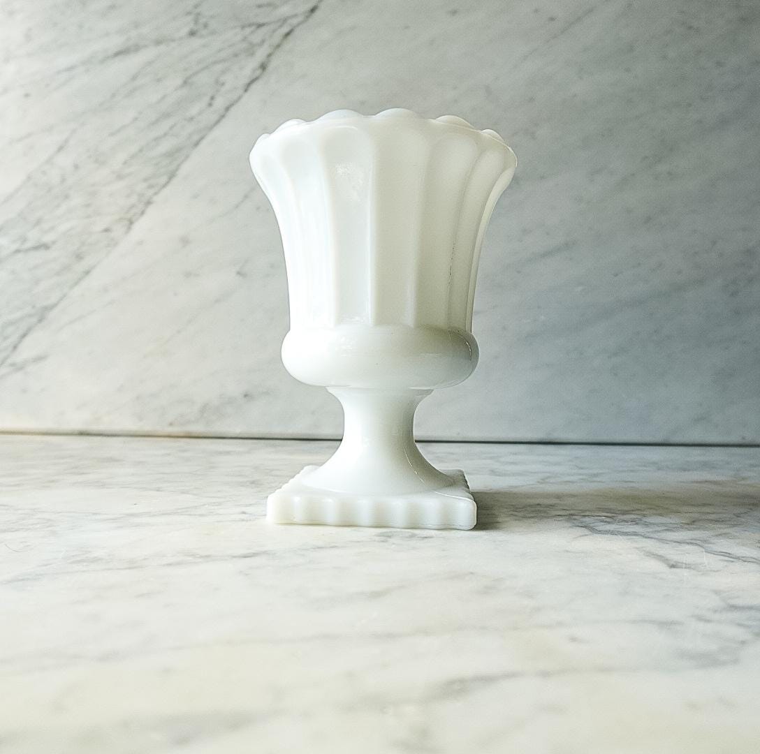 Vintage Milk Glass Planter – Pedestal Vase with Scalloped Rim