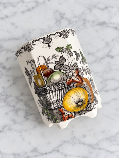 Vintage Mason's Fruit Basket ironstone vase, top and pattern detail